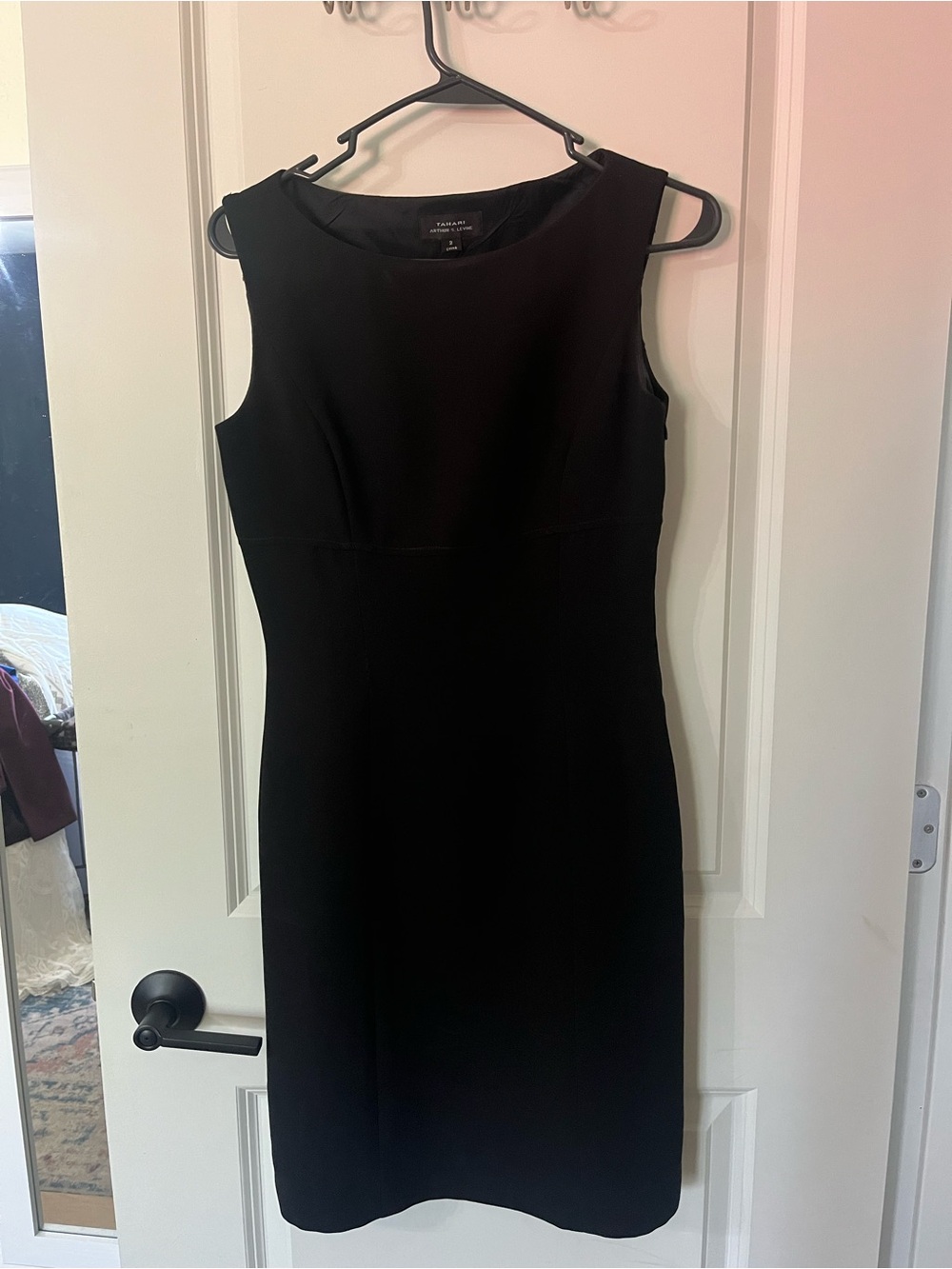Tahari Black Sleeveless Sheath Dress